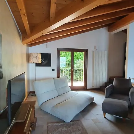 Appartement Bella Vista Maggiore Einzigartiger Blick 365 Tagen